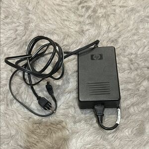 HP C7296-60024-A AC/DC adapter‎